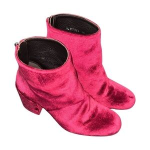 Stuart Wietzman Bacardi Scarlet Velvet Boots - Size 35 (US 5)